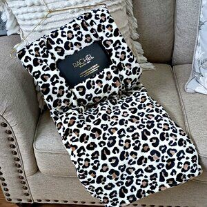 NEW! BOHO PLUSH OVERSIZED LEOPARD BLANKET